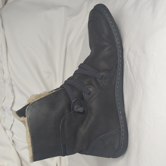 Camper Peu Cami Women's Gray Shearling /Fleece Lined Leather Ankle Boots - Picture 7 of 9